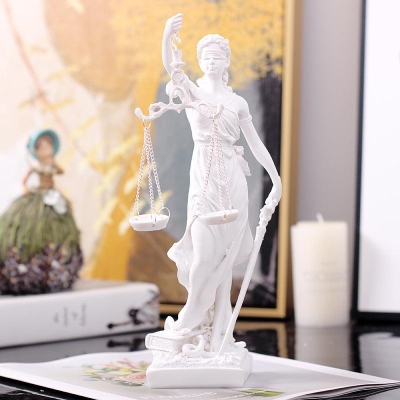 Nordic Goddess Resin Sculpture Ornament for Living Room Decor