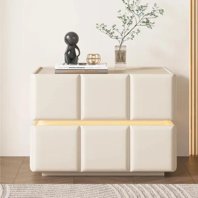 Compact White Bedside Nightstand with Drawer - Modern Design and Storage Space