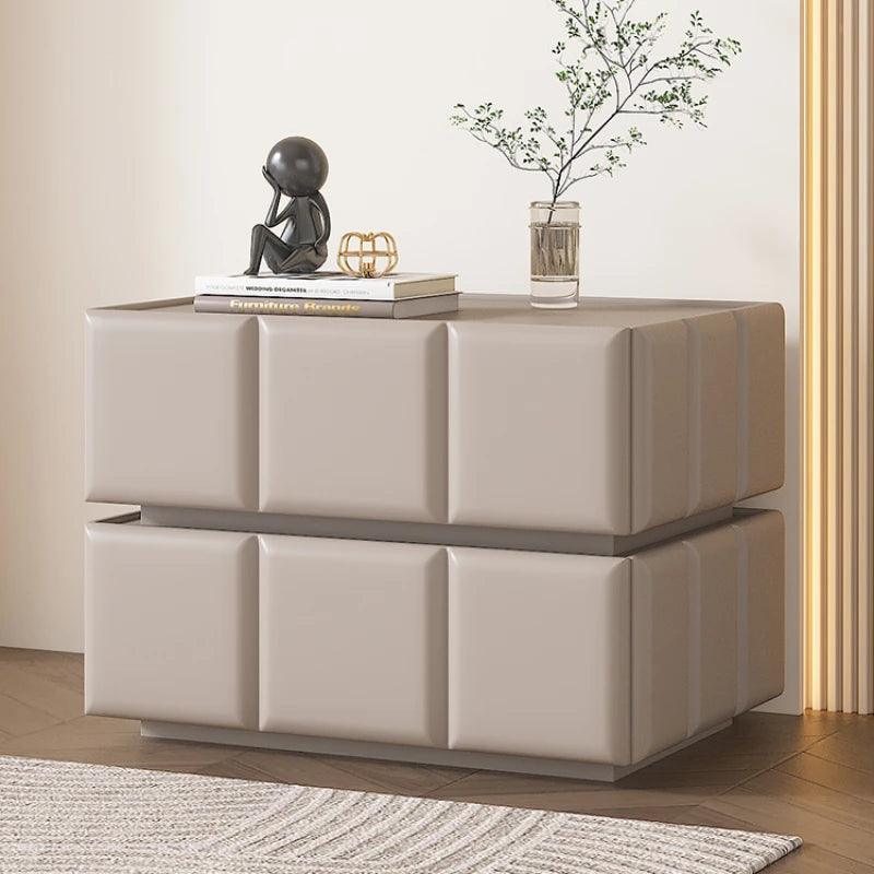 Compact White Bedside Nightstand with Drawer - Modern Design and Storage Space